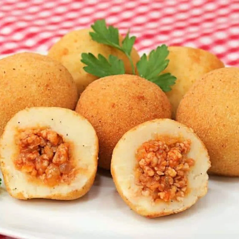 Papas rellenas de carne